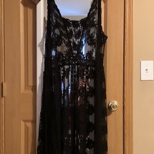 Long, black lace vest!🖤